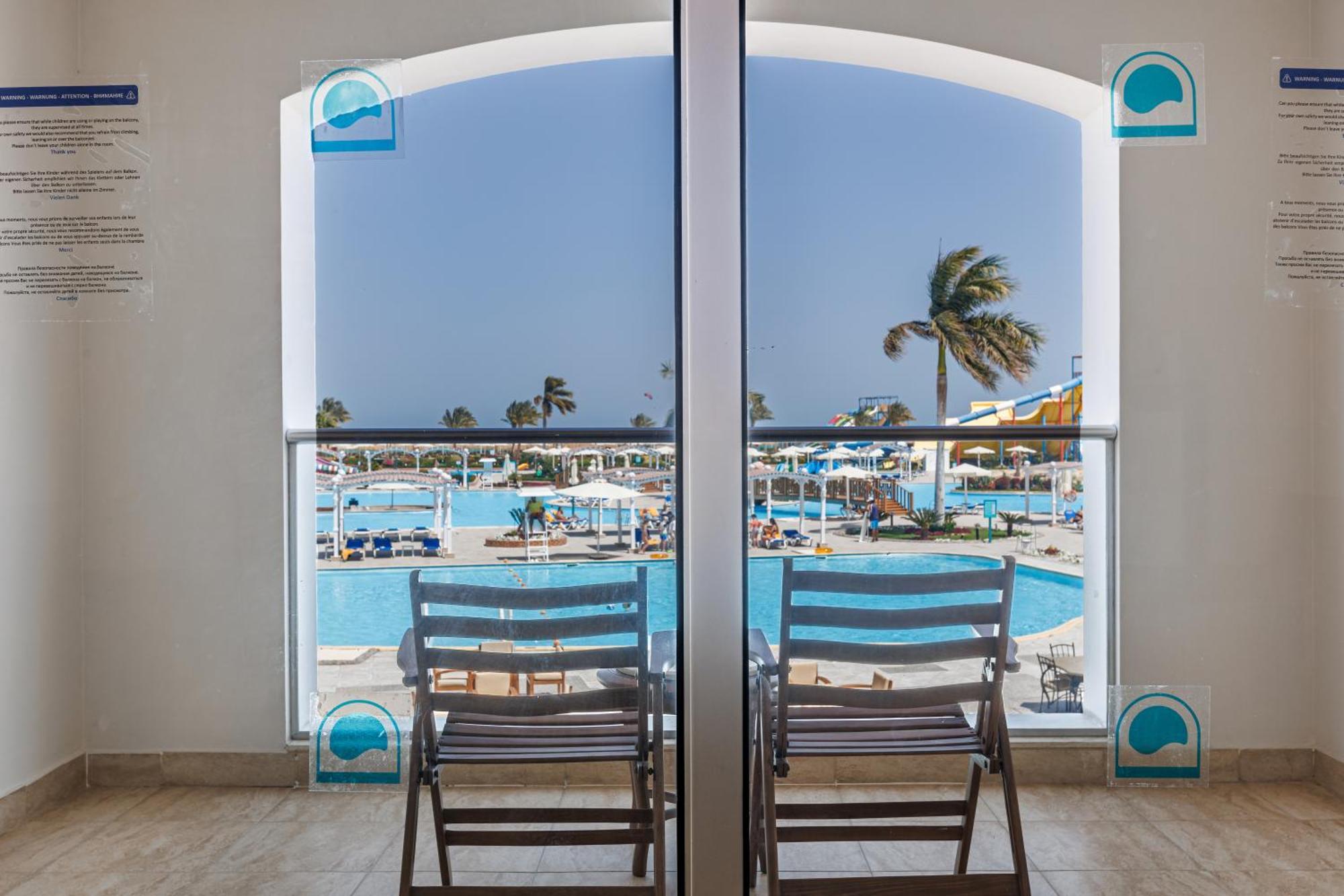 Sunrise Alora Aqua Park אתר נופש